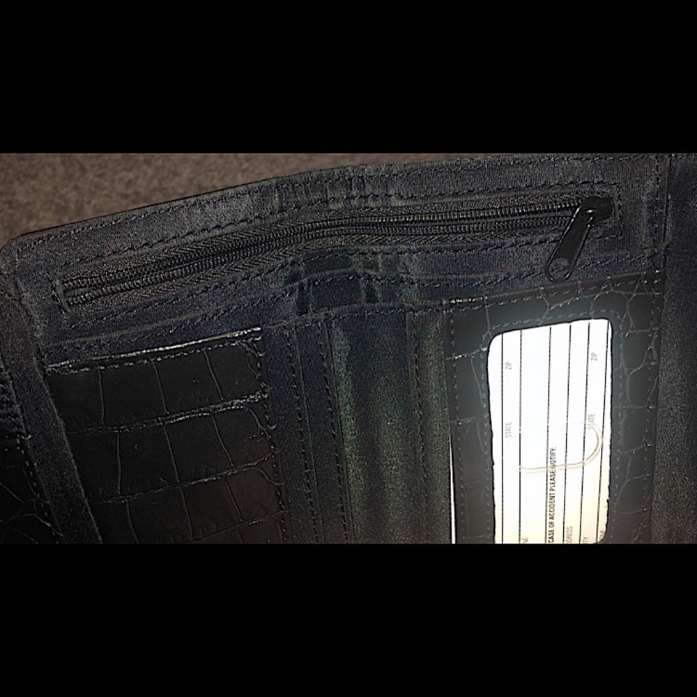 Wallet - Picture 3 of 3